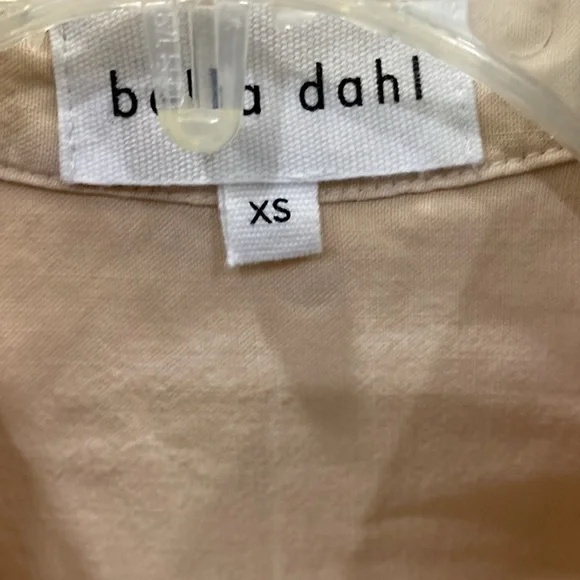 bella dahl XS Hi Lo Button Down Shirt light beige - Picture 2 of 8